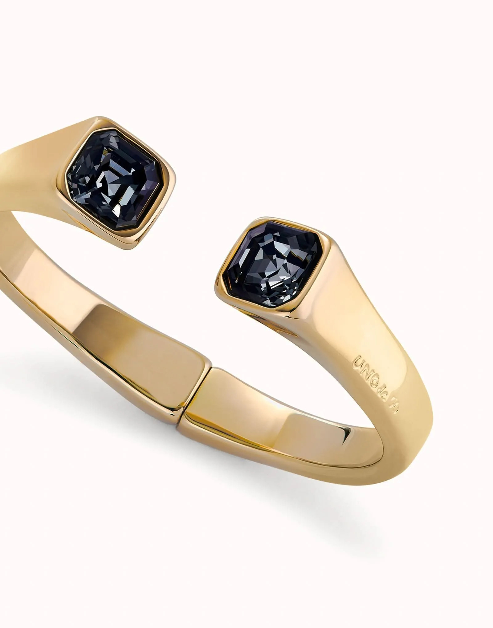 18k Gold Plated Faceted Crystal Black Bracelet PUL2485NGRORO Unode50 Jewelry And Accessories