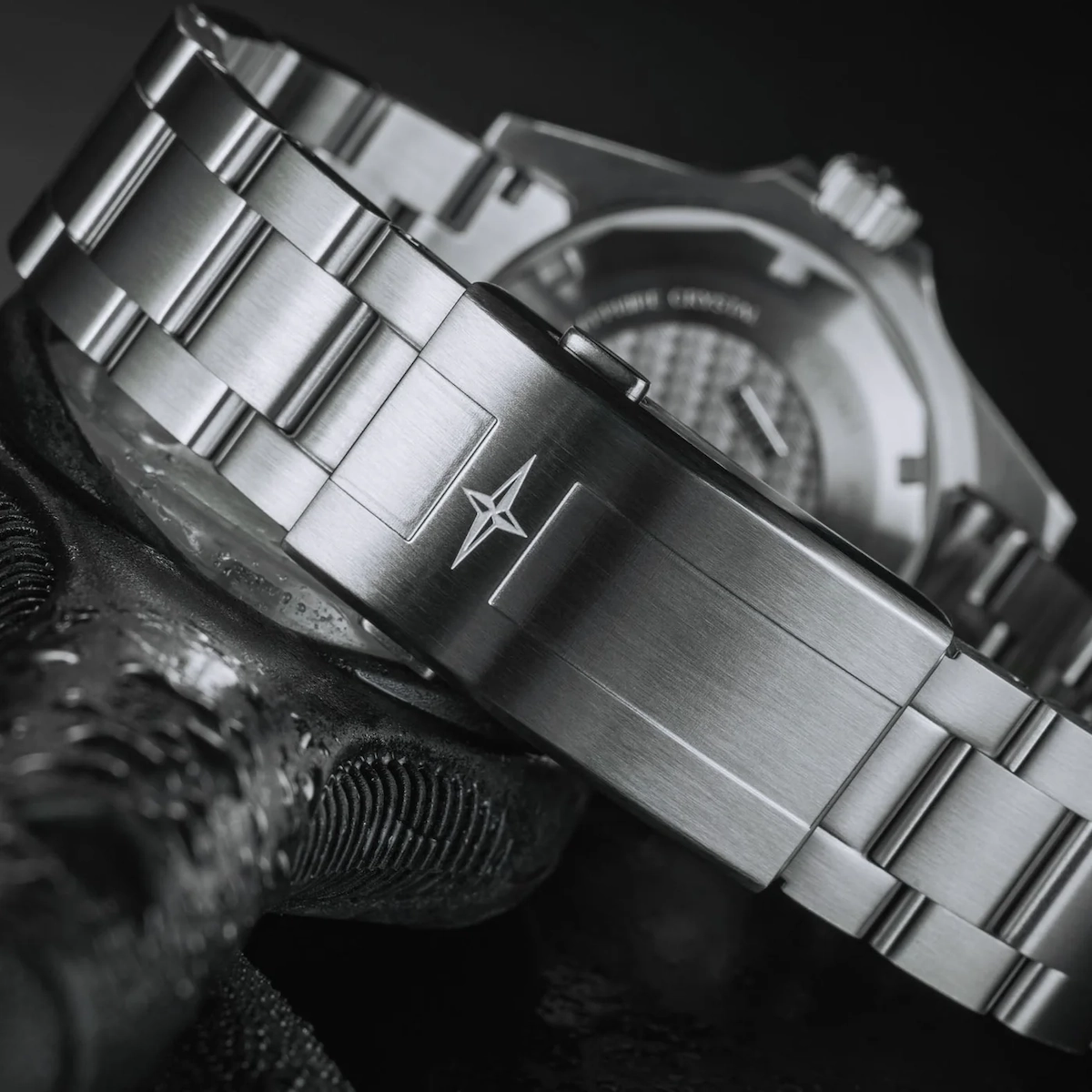 Davosa Watches Davosa Ternos Professional 68h Automatic Watch