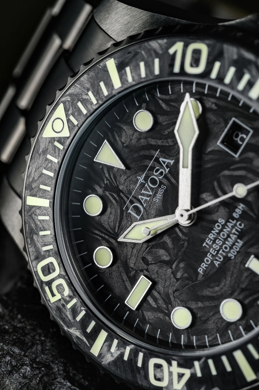 Davosa Watches Davosa Ternos Professional 68h Carbon Limited Edition Watch