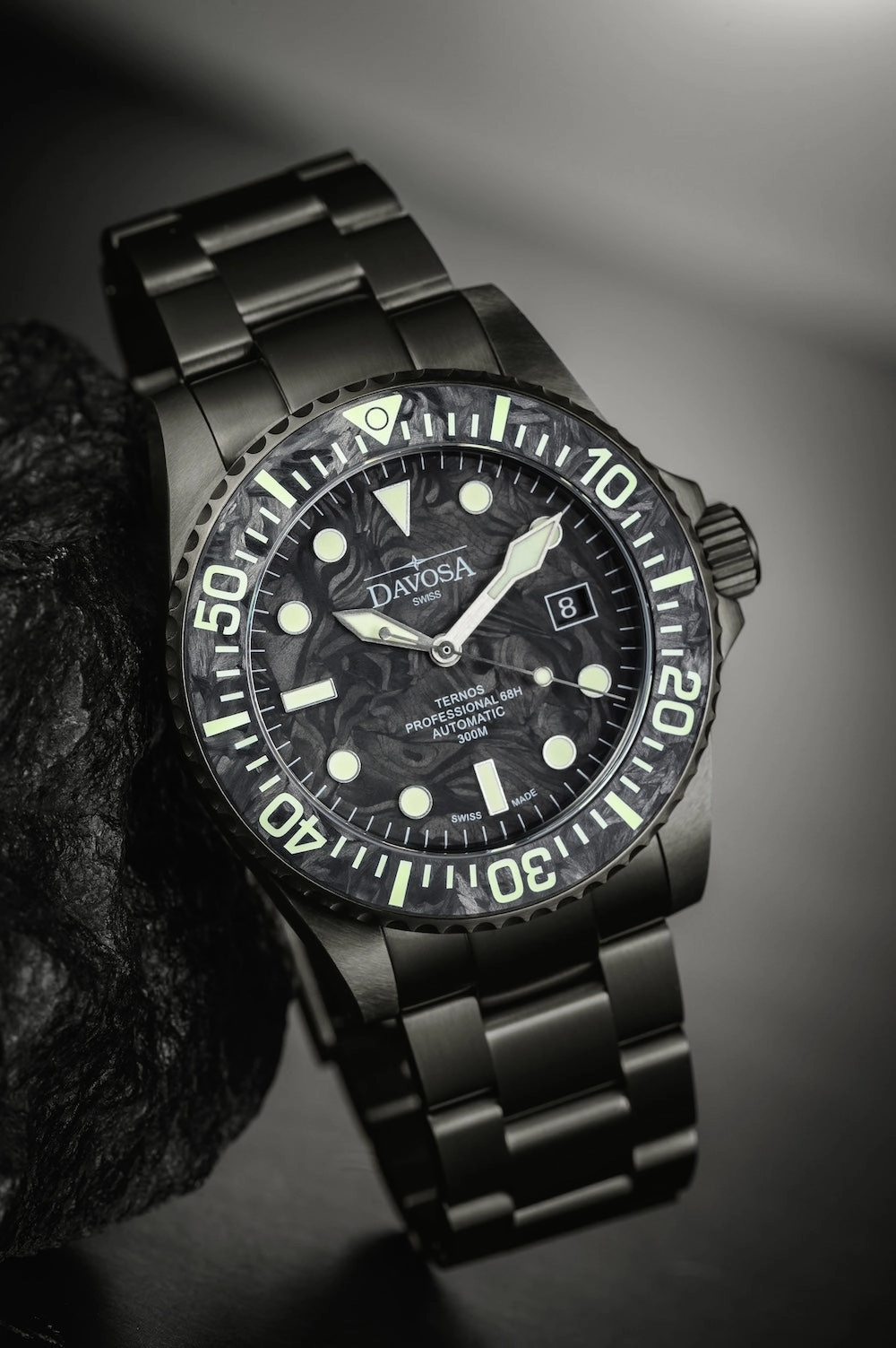 Davosa Watches Davosa Ternos Professional 68h Carbon Limited Edition Watch