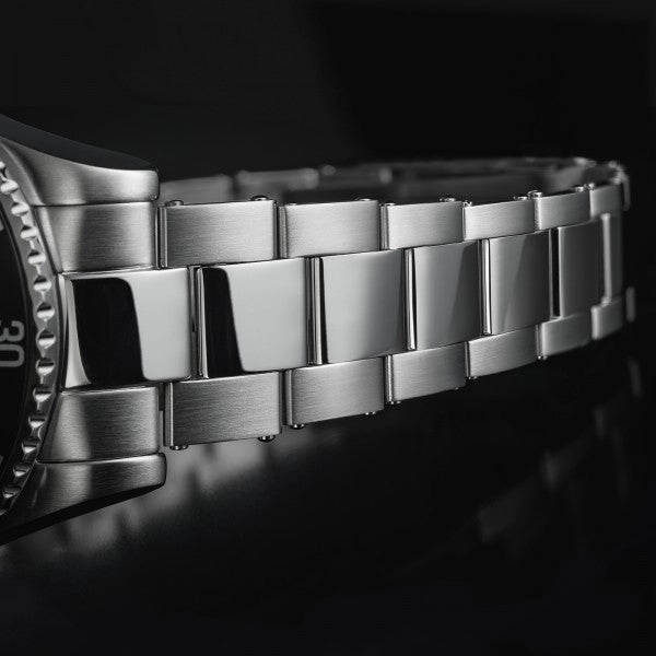 Davosa Watches Davosa Ternos Sixties Sapphire Crystal Watch