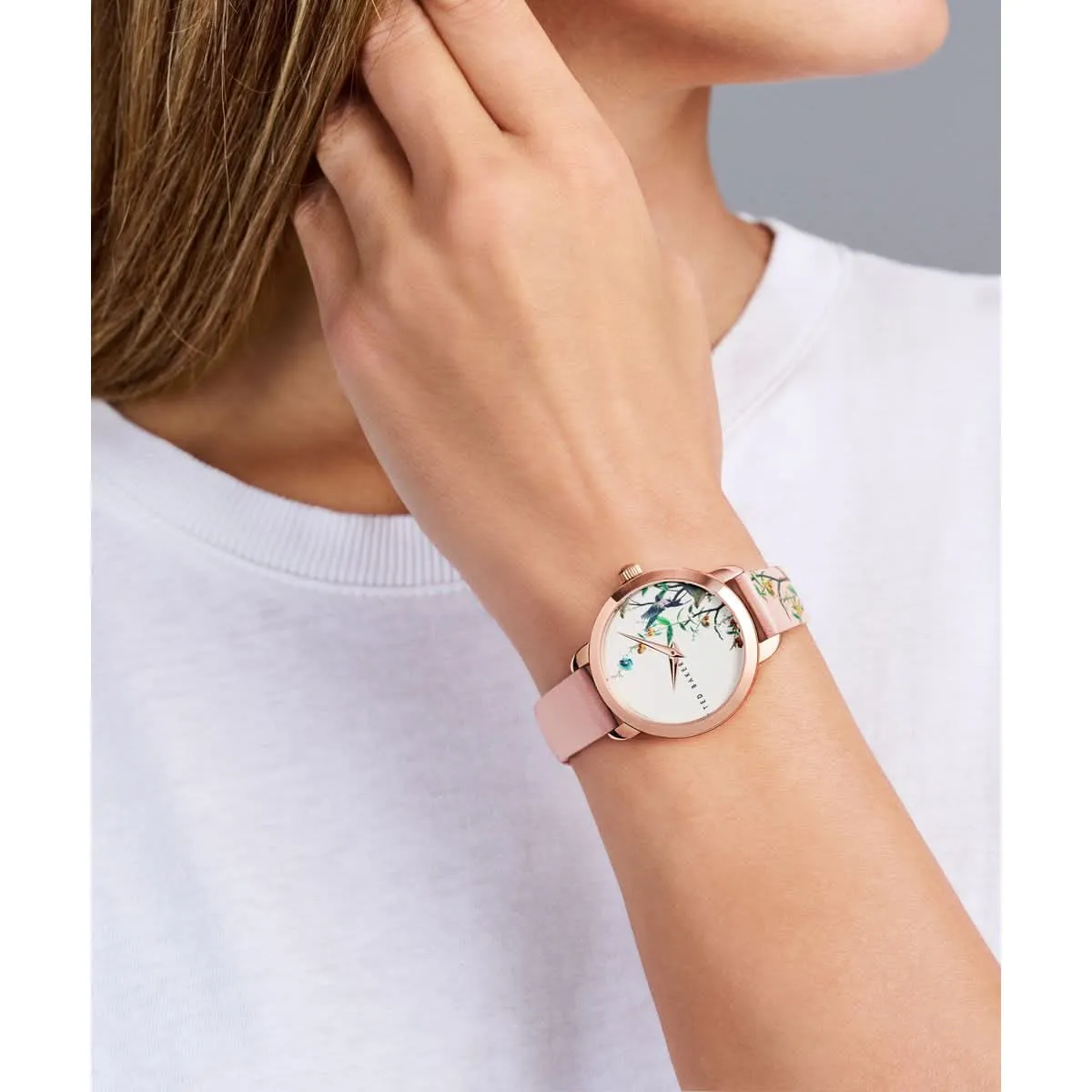Ladies Fashion White Watch BKPFLS401