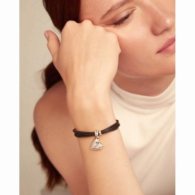 Pretty Love Leather Small Silver Plated Heart Bracelet PUL2403MARMTL0M Unode50 Jewelry And Accessories